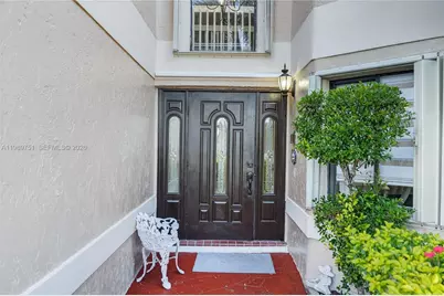 11501 SW 9th Ct, Pembroke Pines, FL 33025 - Photo 4