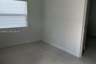 12752 SW 211th St, Miami, FL 33177 - Photo 4