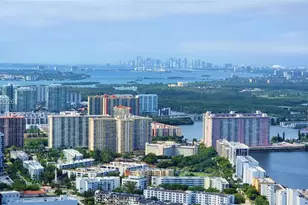 18975 Collins Ave, Sunny Isles Beach, FL 33160 - Photo 20