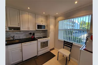 3774 Inverrary Blvd #103P, Lauderhill, FL 33319 - Photo 16