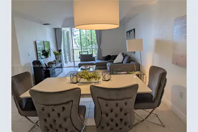 10710 NW 66th St #202, Doral, FL 33178 - Photo 4
