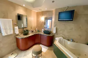 6301 Collins Ave, Miami Beach, FL 33141 - Photo 32