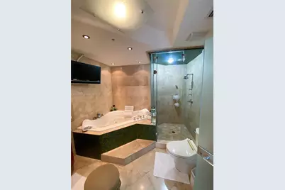 6301 Collins Ave #TS3, Miami Beach, FL 33141 - Photo 30