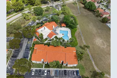 3390 N Pinewalk Dr N #1026, Margate, FL 33063 - Photo 2