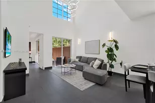 1251 Hayes St, Hollywood, FL 33019 - Photo 4