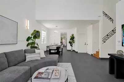 1251 Hayes St, Hollywood, FL 33019 - Photo 8