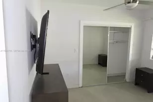 715 Hollywood Blvd, Hollywood, FL 33019 - Photo 32