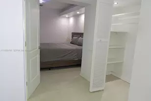 715 Hollywood Blvd, Hollywood, FL 33019 - Photo 8