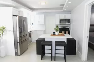 715 Hollywood Blvd, Hollywood, FL 33019 - Photo 2