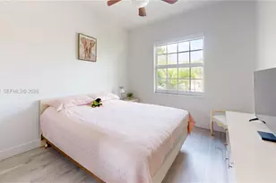 809 NW 170th Terrace, Pembroke Pines, FL 33028 - Photo 22