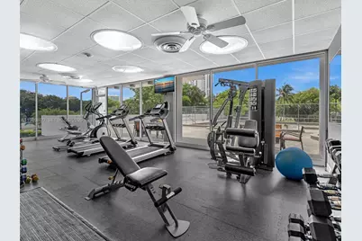 3375 N Country Club Dr #208, Aventura, FL 33180 - Photo 36