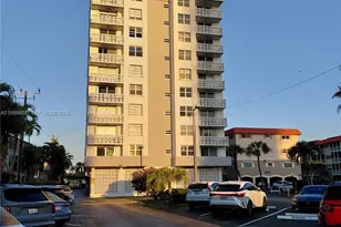 3113 S Ocean Dr, Hallandale Beach, FL 33009 - Photo 2