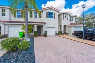 102 Riverwalk Cir, Sunrise, FL 33326 - Photo 1