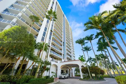 3598 Yacht Club Dr #1204, Aventura, FL 33180 - Photo 2