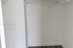 3675 W 11th Ave, Hialeah, FL 33012 - Photo 10