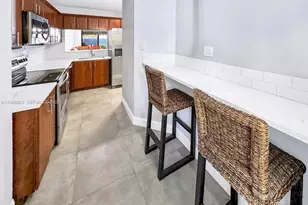 700 SE 14th St, Fort Lauderdale, FL 33316 - Photo 14