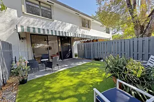 700 SE 14th St, Fort Lauderdale, FL 33316 - Photo 38