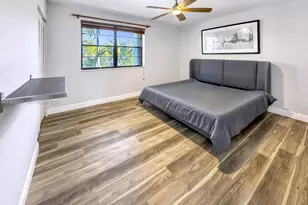 700 SE 14th St, Fort Lauderdale, FL 33316 - Photo 26