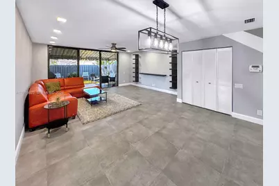 700 SE 14th St #G, Fort Lauderdale, FL 33316 - Photo 4