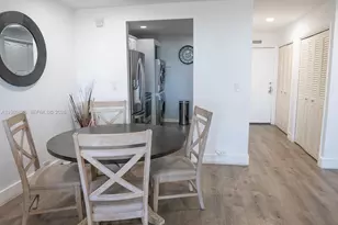 1208 Marine Way, North Palm Beach, FL 33408 - Photo 6