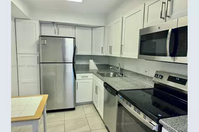 20515 E Country Club Dr #246, Aventura, FL 33180 - Photo 12