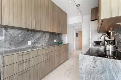 1255 Collins Ave #901, Miami Beach, FL 33139 - Photo 14