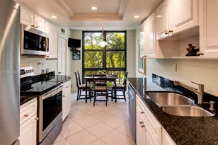1121 Crandon Blvd, Key Biscayne, FL 33149 - Photo 18