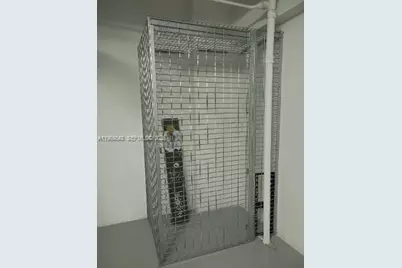 20000 E Country Club Dr #201, Aventura, FL 33180 - Photo 14