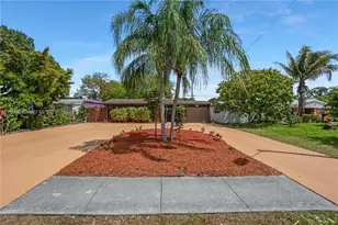 17831 NE 13th Ave, North Miami Beach, FL 33162 - Photo 2