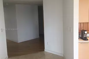 1 Century Ln, Miami Beach, FL 33139 - Photo 12