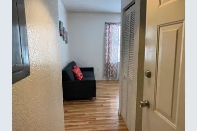 7326 Collins Ave #105, Miami Beach, FL 33141 - Photo 4