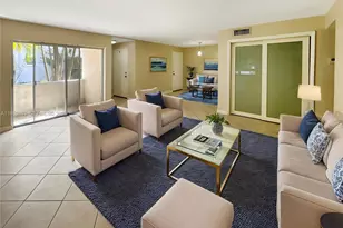 9454 SW 77th Ave, Miami, FL 33156 - Photo 2