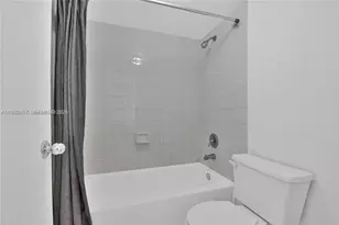 12160 St.Andrews Pl, Miramar, FL 33025 - Photo 10