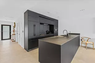 3786 NE 167th St, North Miami Beach, FL 33160 - Photo 6