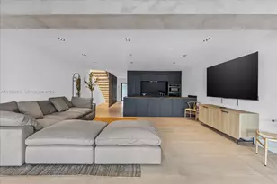 3786 NE 167th St, North Miami Beach, FL 33160 - Photo 4