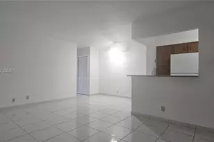 141 NE 10th Ave, Hallandale Beach, FL 33009 - Photo 12