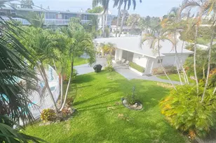 141 NE 10th Ave, Hallandale Beach, FL 33009 - Photo 4