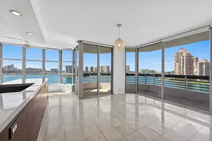 3600 Mystic Pointe Dr, Aventura, FL 33180 - Photo 2
