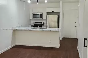 2401 Riverside Dr, Coral Springs, FL 33065 - Photo 2