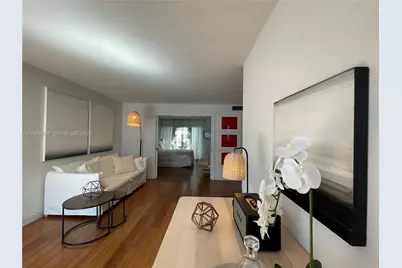 221 Meridian Ave #410, Miami Beach, FL 33139 - Photo 2