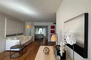 221 Meridian Ave, Miami Beach, FL 33139 - Photo 2