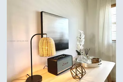 221 Meridian Ave #410, Miami Beach, FL 33139 - Photo 20