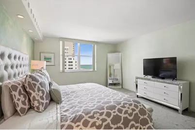 5001 Collins Ave #9H, Miami Beach, FL 33140 - Photo 14