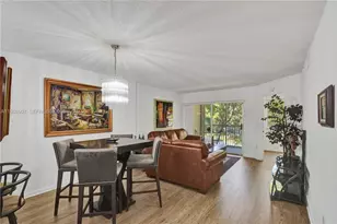 9511 Weldon Cir, Tamarac, FL 33321 - Photo 2