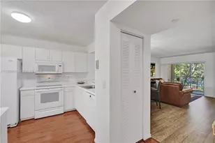 9511 Weldon Cir, Tamarac, FL 33321 - Photo 6