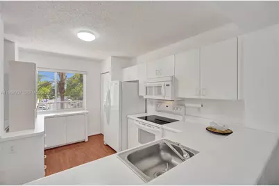 9511 Weldon Cir #G306, Tamarac, FL 33321 - Photo 4