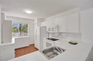 9511 Weldon Cir, Tamarac, FL 33321 - Photo 4