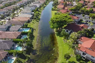 1250 SW 113th Terrace, Pembroke Pines, FL 33025 - Photo 4