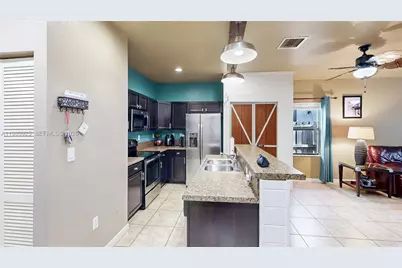 729 SE 34th Ave, Homestead, FL 33033 - Photo 12