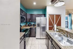 729 SE 34th Ave, Homestead, FL 33033 - Photo 10